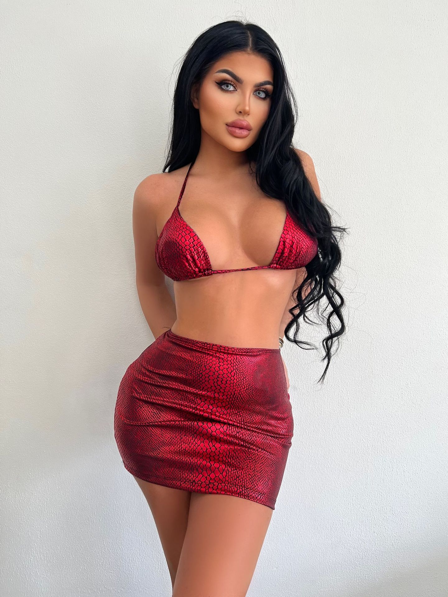 show stoppin hoe bikini set